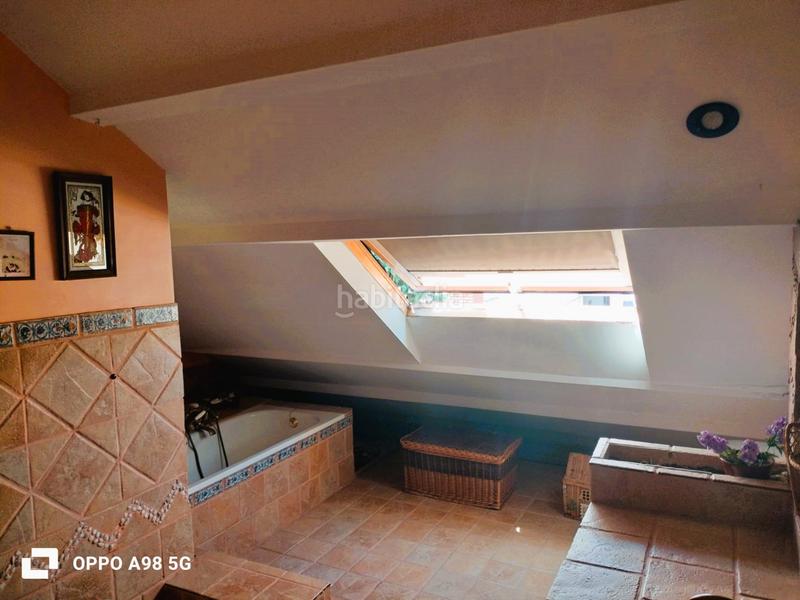 Foto 3bcbf72c-023a-4e76-acde-5187f6d787d9. Duplex with heating parking in Eixample Sant Cugat del Vallès