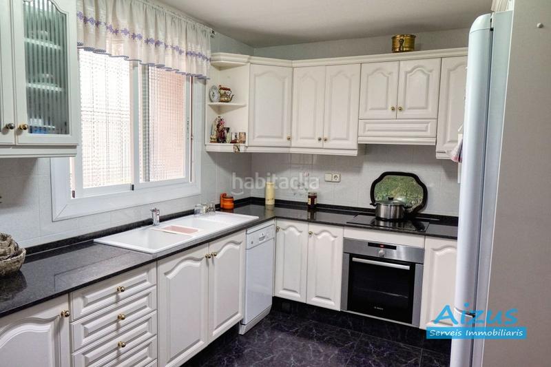 Foto 0790d15f-5ea0-413c-892e-49780b859b7d. Casa a schiera con riscaldamento parcheggio in Centre Mollet del Vallès