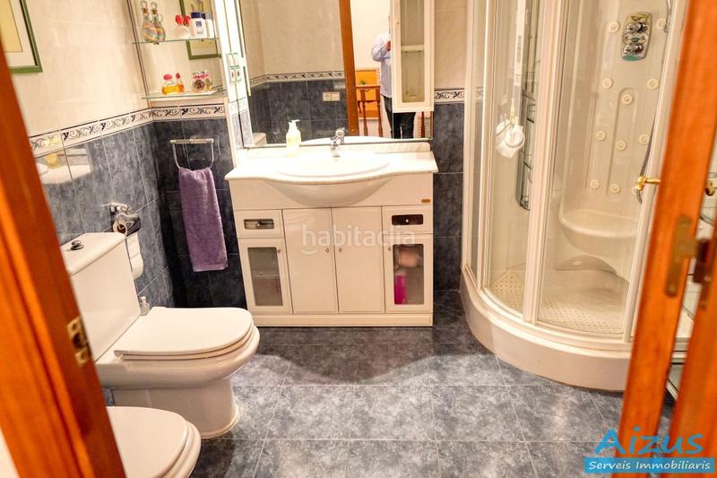 Foto 0b242e12-7866-4dfc-b5a6-3d08e4ec1112. Casa a schiera con riscaldamento parcheggio in Centre Mollet del Vallès