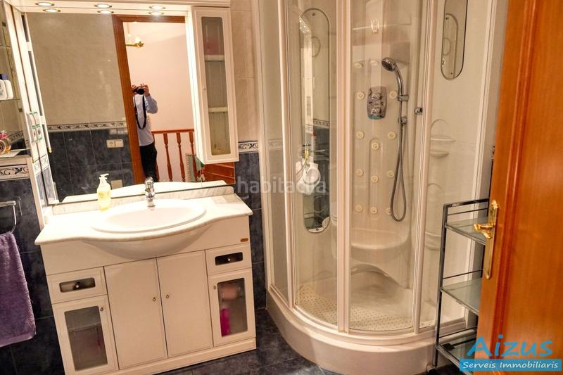 Foto 4feadcdd-3d5e-4cb0-ad45-6b8f87ac8e5f. Casa a schiera con riscaldamento parcheggio in Centre Mollet del Vallès