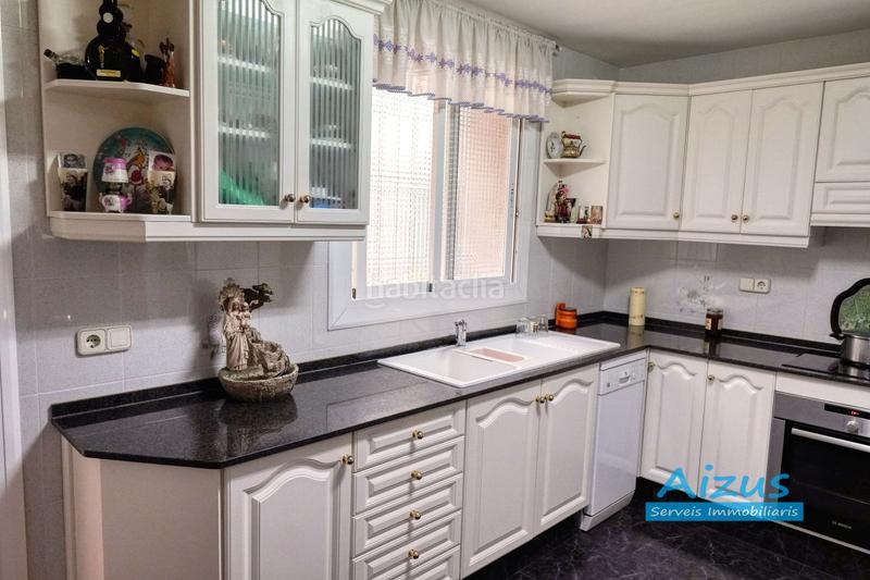 Foto 8f2fa64a-386f-45a3-b3d5-4d3caeb82307. Casa a schiera con riscaldamento parcheggio in Centre Mollet del Vallès