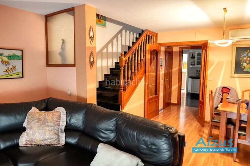 Foto a7be2a04-a351-4071-a80c-e65351e868b1. Casa a schiera con riscaldamento parcheggio in Centre Mollet del Vallès