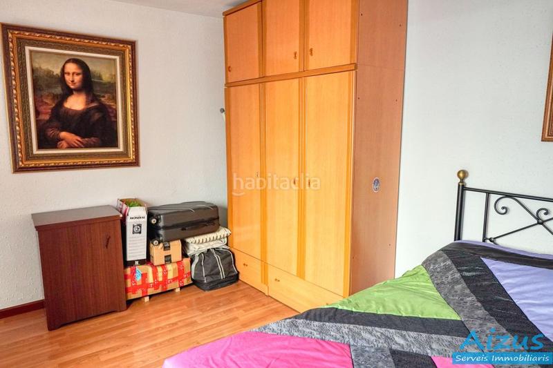 Foto e0507a31-2150-47c2-9116-f6140fb7ad1a. Casa a schiera con riscaldamento parcheggio in Centre Mollet del Vallès