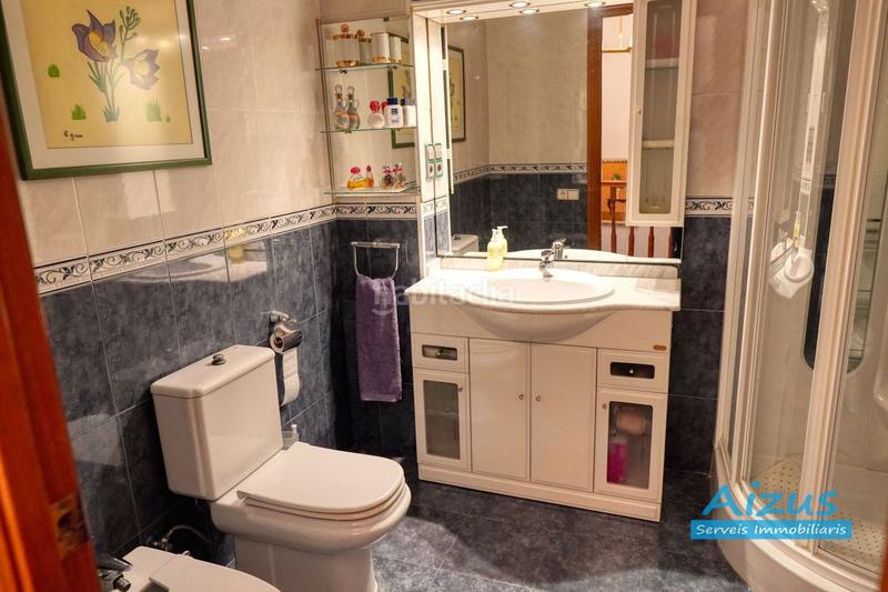 Foto ee1d8ef4-646f-4784-9f34-cdf90eea39c2. Casa a schiera con riscaldamento parcheggio in Centre Mollet del Vallès