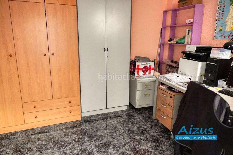 Foto f0d2ceca-4bdc-465e-846f-11f04c3a6425. Casa a schiera con riscaldamento parcheggio in Centre Mollet del Vallès