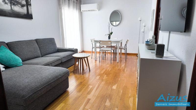 Foto 5c44f3d0-21de-47a3-9883-26846a359352. Piso  en venta , 3 dormitorios. en Can Mas Ripollet
