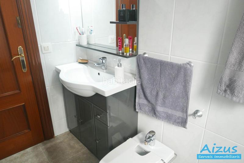 Foto c7bff196-54bd-406e-b6d3-4ed1323342b2. Piso  en venta , 3 dormitorios. en Can Mas Ripollet