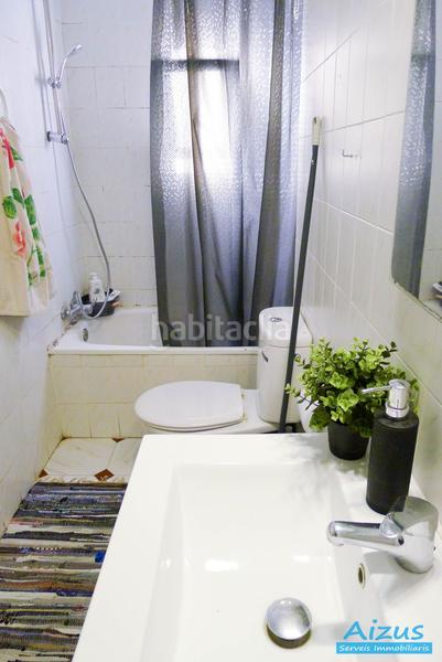 Foto 1683b29f-3a9e-45d8-ad16-a9d10a218059. Piso  en venta , 4 dormitorios. en Can Mas Ripollet