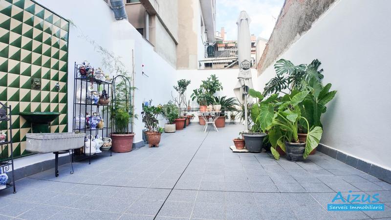 Foto 28d72b83-0b18-4a08-a02e-36b981787814. House with heating in Casc Antic Ripollet