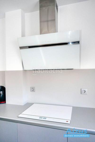 Foto 2f390fad-6264-4ff1-8034-51383df71716. House with heating in Casc Antic Ripollet