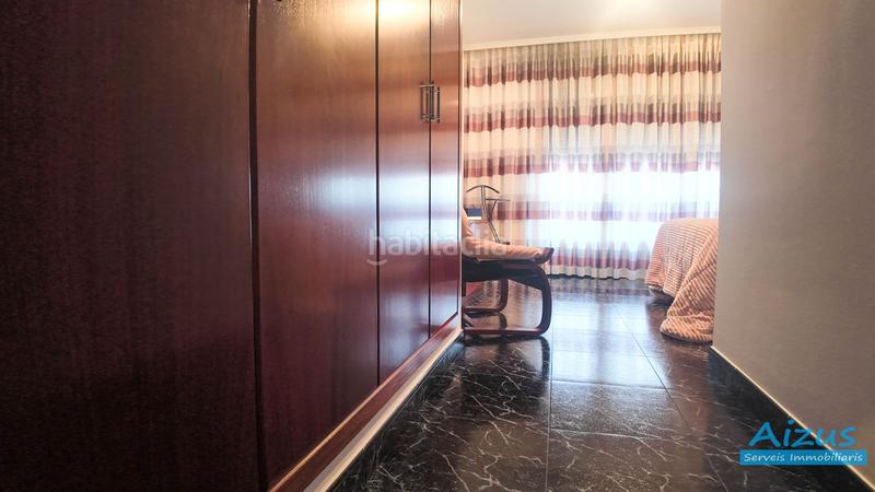 Foto 3165c85d-cd57-4cc5-9476-07cb1708ac78. House with heating in Casc Antic Ripollet