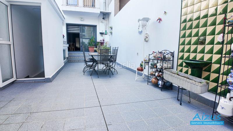 Foto 4f14a2ea-4f74-4c6d-acb2-d0a47402a8ce. House with heating in Casc Antic Ripollet