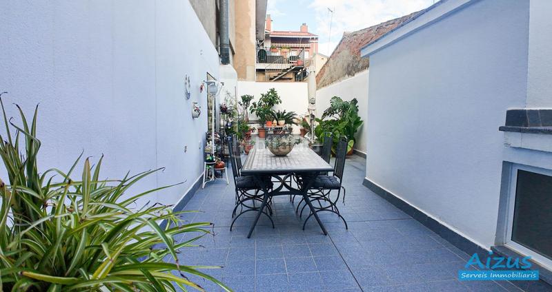 Foto 82268274-abd1-4d6c-a131-bd7abd7624fe. House with heating in Casc Antic Ripollet