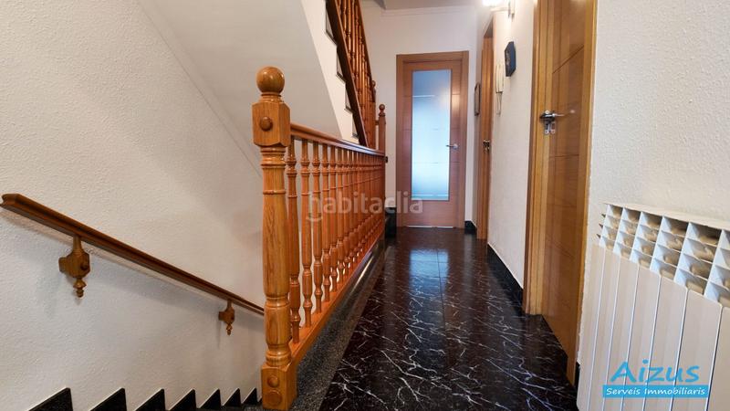 Foto bdde1b7e-d61b-4806-a0d1-0f68894a7761. House with heating in Casc Antic Ripollet