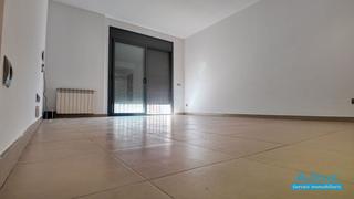 Appartement à Catalunya - Fontetes. Piso seminuevo en venta en cerdanyola del vallés con plaza de ga