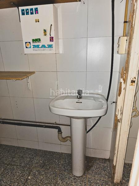 Foto 2c6f5087-2b6d-480d-a2f1-dc4d496d412e. Local comercial  a la calle en venta en Serraparera. en Cerdanyola del Vallès