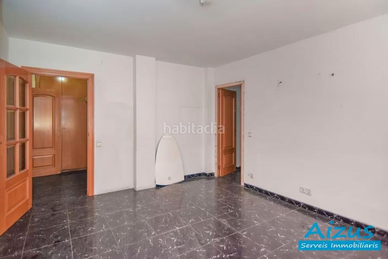Foto 942d2378-6c69-412d-94bc-7170eea8beca. Piso  para reformar en calle balmes en Ajuntament-Maragall Ripollet