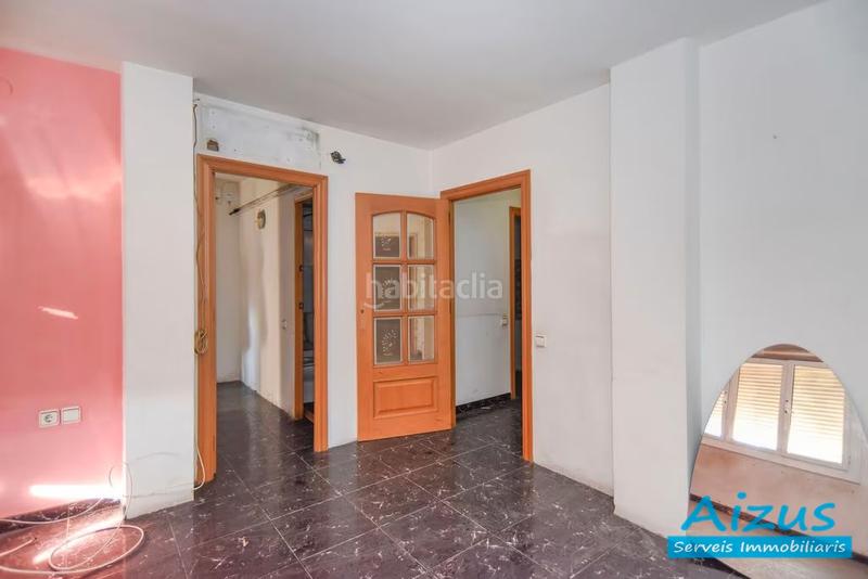 Foto d8d36261-b656-403f-8677-2979807387f2. Piso  para reformar en calle balmes en Ajuntament-Maragall Ripollet