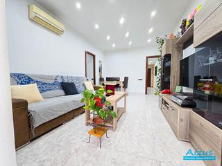 Appartement à Pont Vell. Piso amplio y luminoso, cerca de la estación renfe de cerdanyola