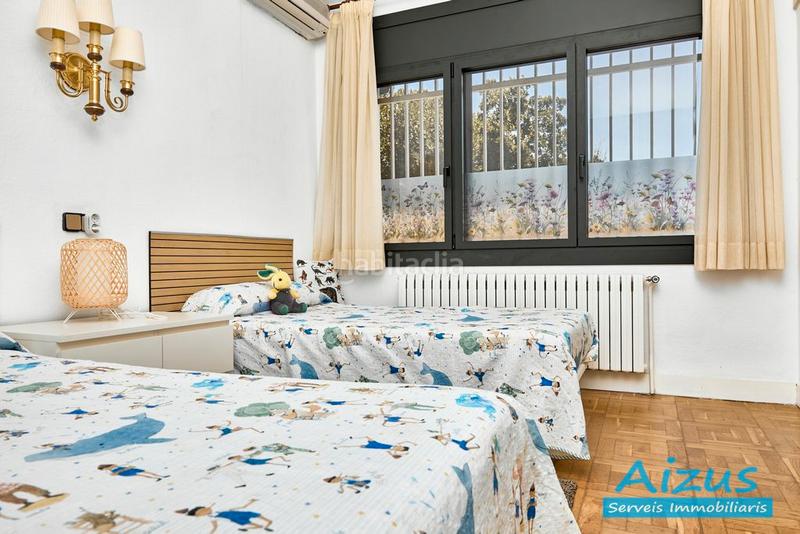 Foto 266d70a7-a5da-4e52-80fd-b5e470e10d81. Casa amb xemeneia calefacció aparcament piscina a Seva