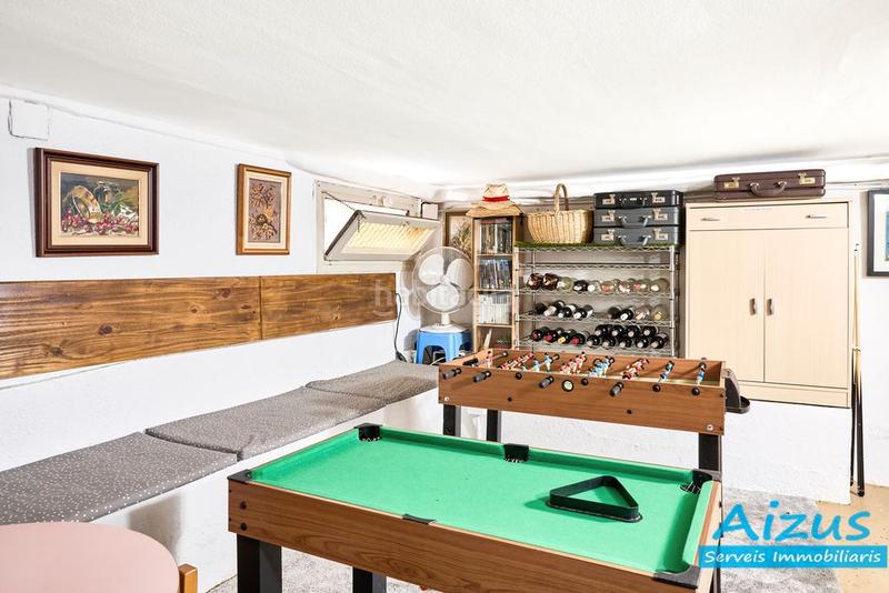 Foto 4db51fb9-ecae-4c5b-863e-26d9ff575692. Casa amb xemeneia calefacció aparcament piscina a Seva