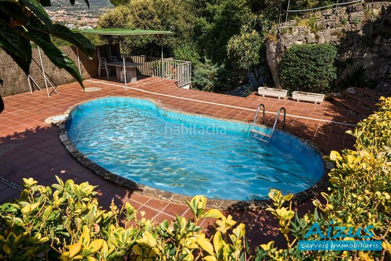 Foto 541be997-401e-462f-ba46-bea400bf99fe. Casa amb xemeneia calefacció aparcament piscina a Seva