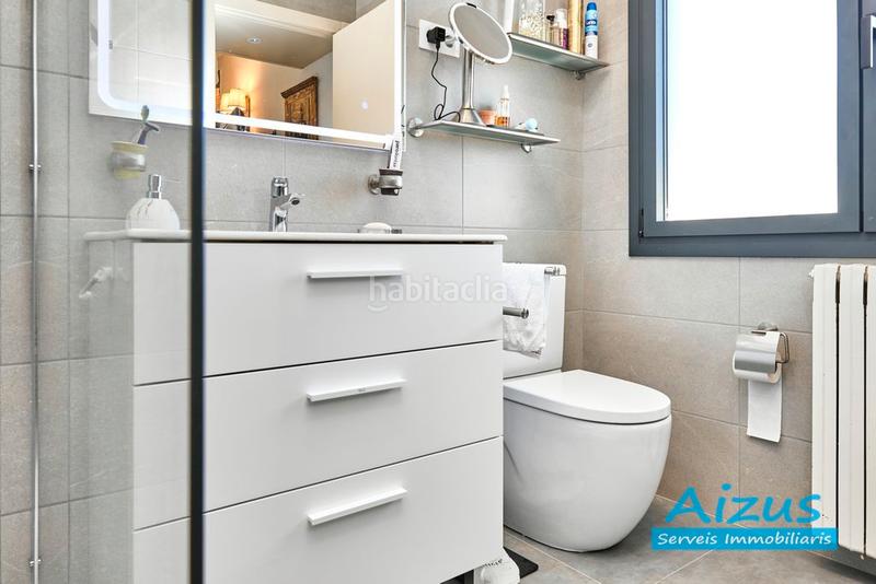 Foto 54e1da36-8337-47b2-bc72-f490119ad1e0. Casa amb xemeneia calefacció aparcament piscina a Seva