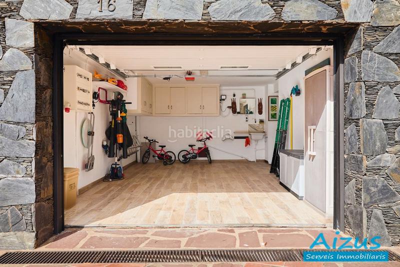 Foto a5d8b529-aede-409a-b6e8-3537bb332e45. Casa amb xemeneia calefacció aparcament piscina a Seva