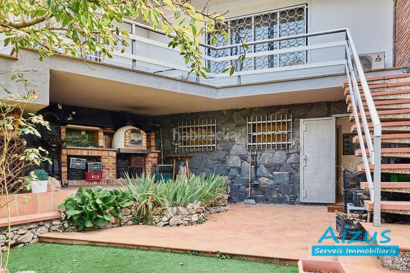 Foto ac4325df-f25a-409f-bd22-4528b7ec8afd. Casa amb xemeneia calefacció aparcament piscina a Seva