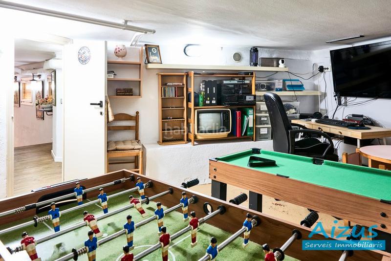 Foto e0c8a49b-f259-424b-bfa6-8f9948382de3. Casa amb xemeneia calefacció aparcament piscina a Seva