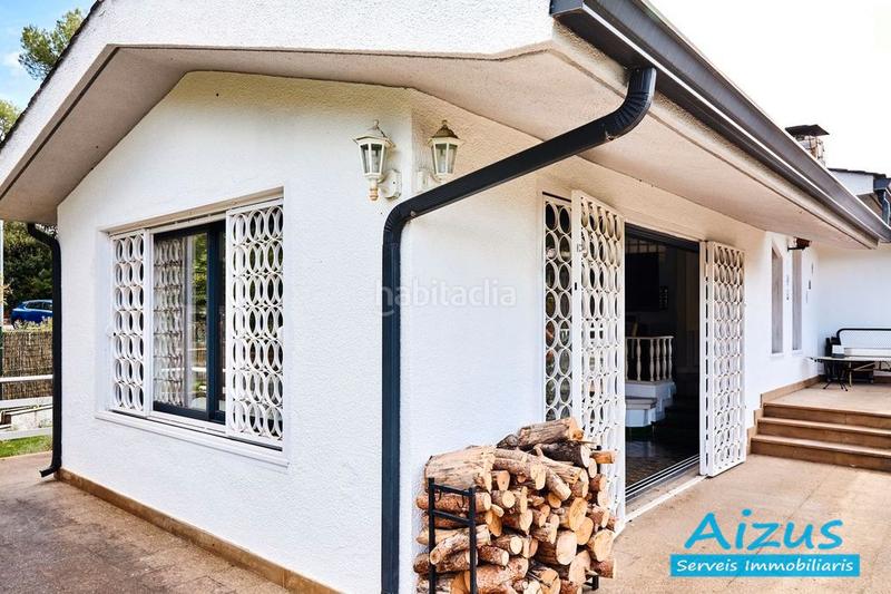 Foto ef329dbd-2c45-4732-9465-27f7785d8ce2. Casa amb xemeneia calefacció aparcament piscina a Seva