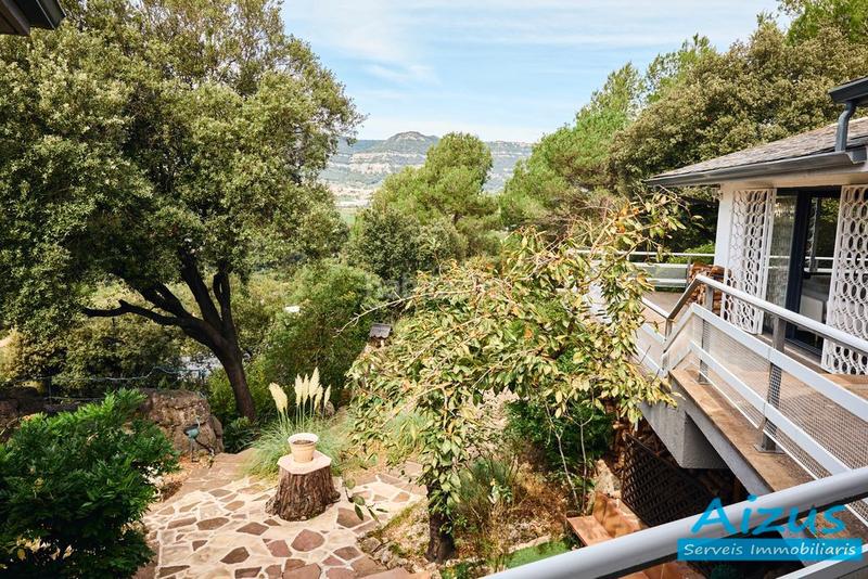 Foto f855fc83-0f9b-4a7f-8154-1dbd23c3f832. Casa amb xemeneia calefacció aparcament piscina a Seva