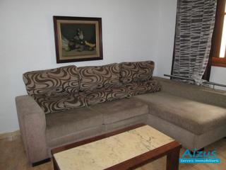 Casa a Casc Antic. Casa esquinera en zona casco antiguo de ripollet