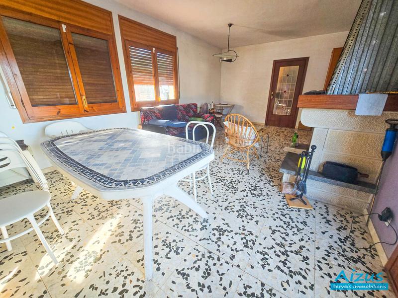 Foto 04af81b7-fb83-40a5-8a43-b7e859711f83. Casa amb xemeneia a Corbera de Llobregat