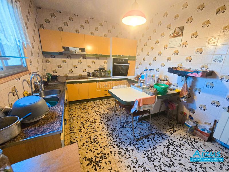 Foto 321ffffd-4041-4476-8f11-882d4b03604f. Casa amb xemeneia a Corbera de Llobregat