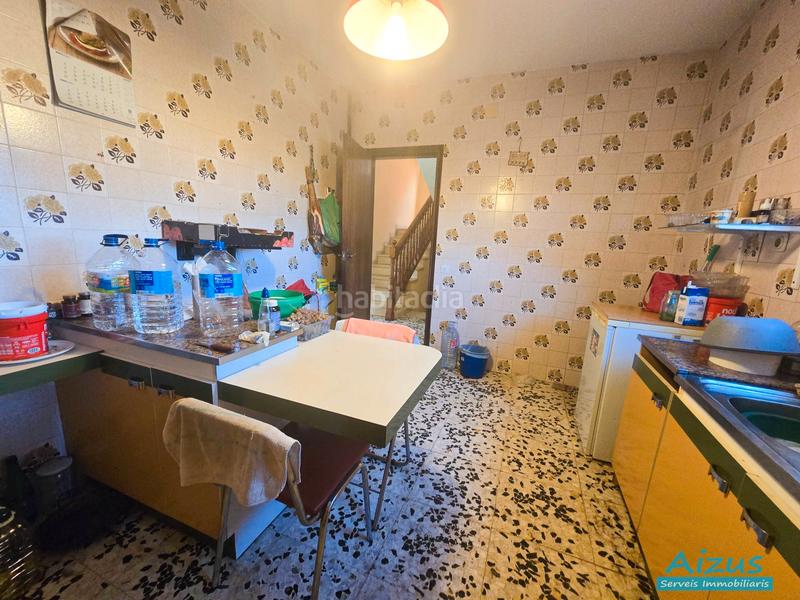 Foto 870698be-9c81-4753-b554-5f3ab46cc265. Casa amb xemeneia a Corbera de Llobregat