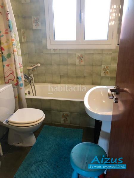 Foto 69b011cf-e82a-405f-b8c1-29a8393406f0. Casa amb xemeneia calefacció aparcament piscina a Rubí