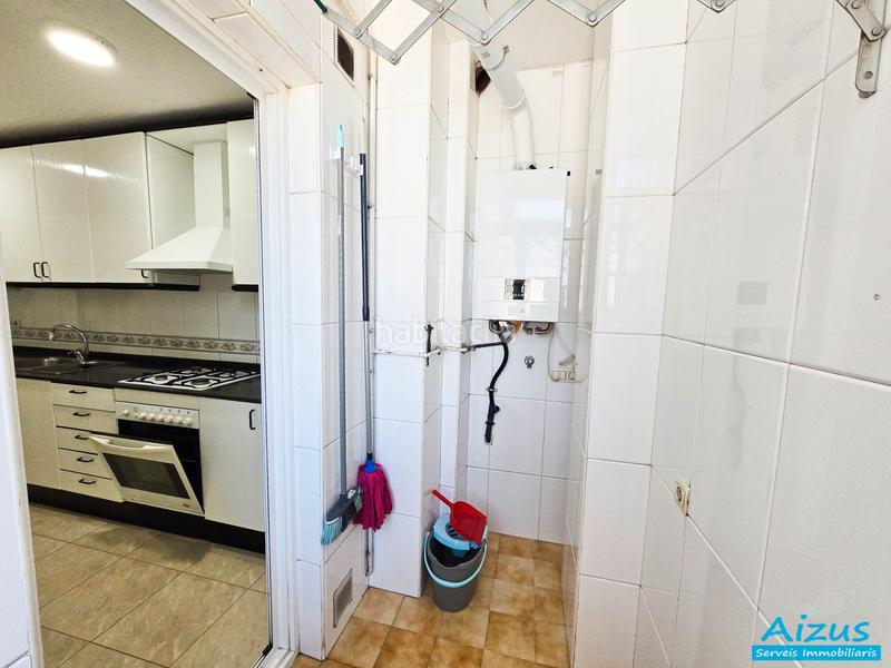 Foto 5e53f4f8-e246-48f2-b0c0-5d9b7b5e6e42. Etagenwohnung mit heizung parking in Can Mas Ripollet