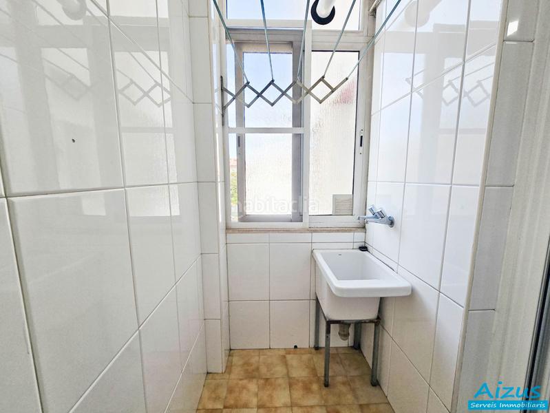 Foto 88cb0136-bf6d-47db-a7e5-dedba3066ffe. Etagenwohnung mit heizung parking in Can Mas Ripollet