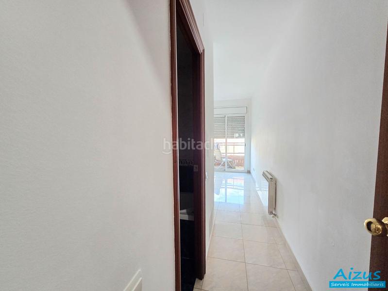 Foto f5885d03-31a5-40a3-8512-b864f494c2ea. Etagenwohnung mit heizung parking in Can Mas Ripollet