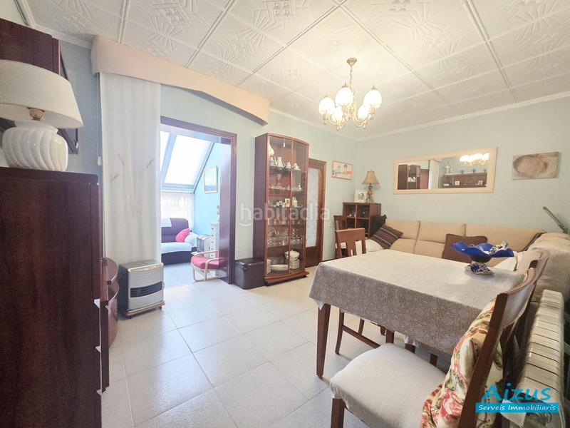 Foto 818de655-83d3-4c8d-91fe-d779b0b41831. Maison jumelée avec chauffage dans Ajuntament-Maragall Ripollet