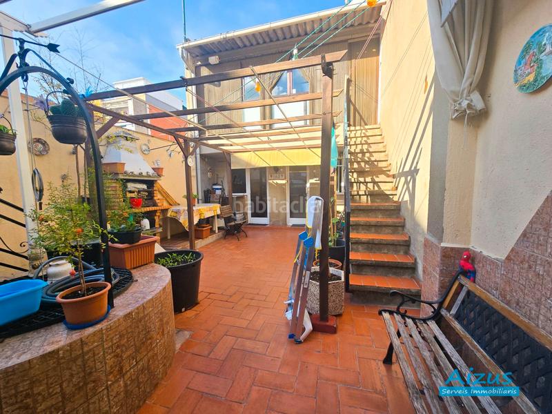 Foto 8bbf6c6b-425f-49b2-8a35-90723fbb43d1. Maison jumelée avec chauffage dans Ajuntament-Maragall Ripollet