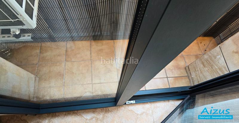 Foto 692d765a-db77-4c69-87c7-bd6955848001. Dúplex  con terraza en el casco antiguo en Casc Antic Ripollet