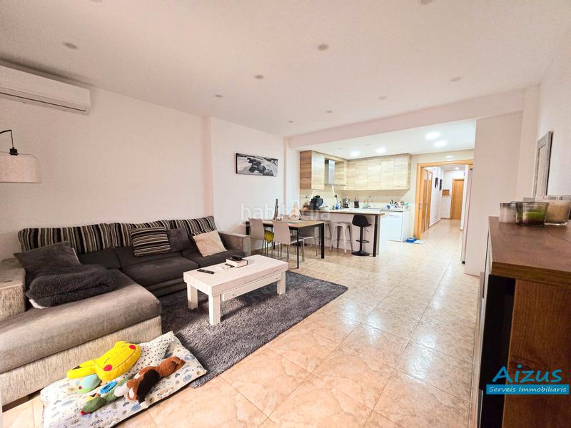 Foto 76cb0a83-b236-4555-b42d-3e19452a4246. Dúplex  con terraza en el casco antiguo en Casc Antic Ripollet