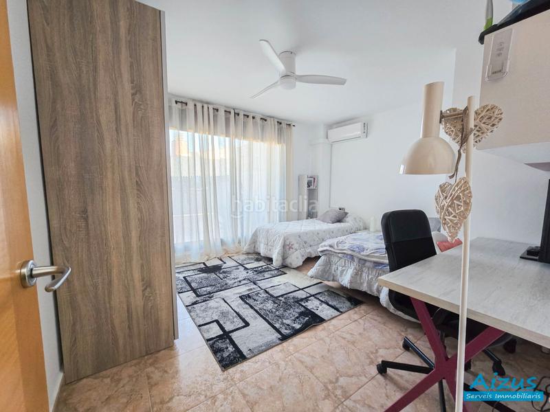 Foto 808431a1-73d0-46e6-8667-69f624d0ec29. Dúplex  con terraza en el casco antiguo en Casc Antic Ripollet