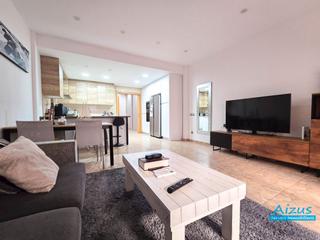 Duplex in Casc Antic. Dúplex con terraza en el casco antiguo de ripollet