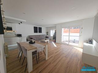 Appartement dans Centre. Exclusivo piso piso recin reformado en plena rambla sant jordi