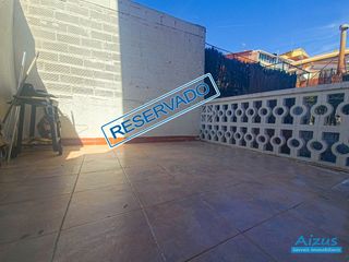 Appartement à Centre. Acogedor piso con terraza en zona tamarit de ripollet