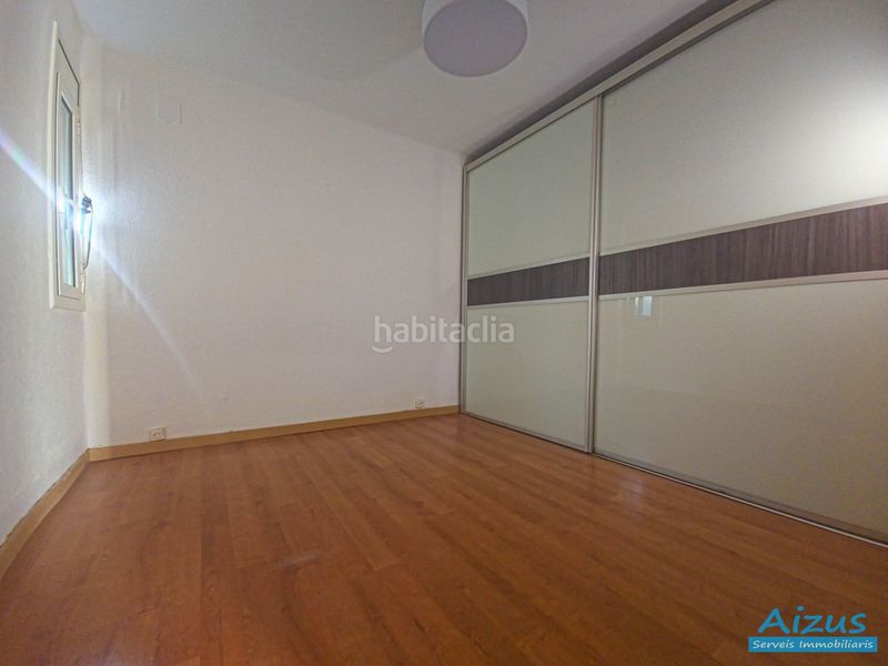 Foto 593aa4d0-8e11-4461-ae35-11d8bc812f56. Pis amb calefacció a Centre Ripollet