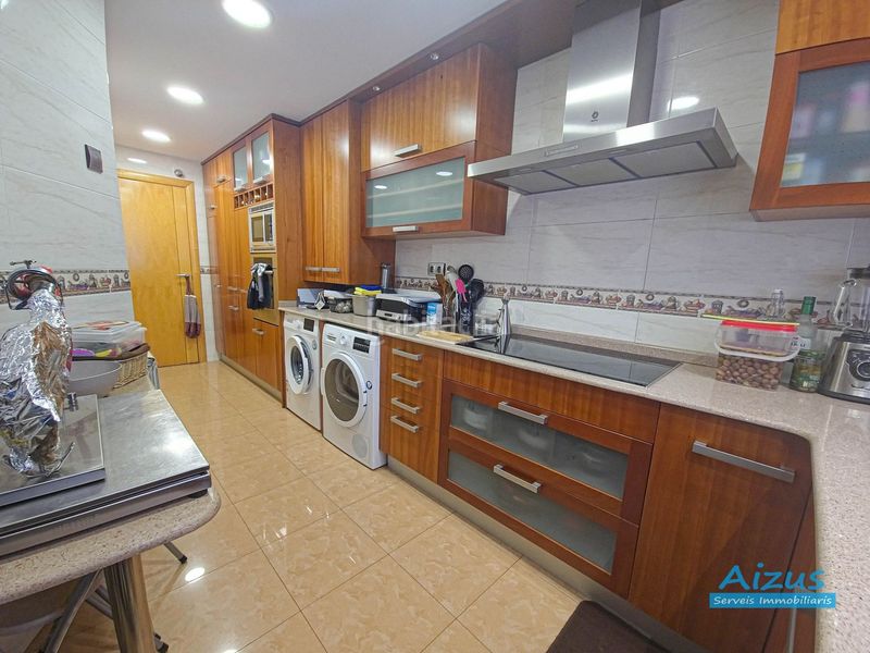 Foto 185c6ab5-e79e-4732-aab7-de4ce4e69c73. Pis amb calefacció aparcament piscina a Can Clos-Pinetons Ripollet